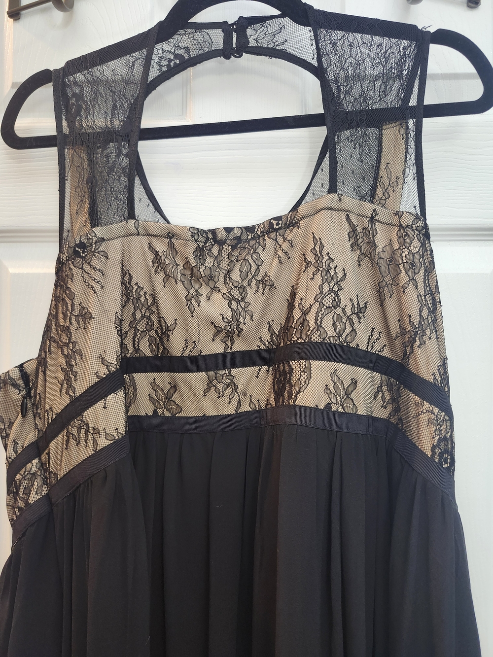 Torrid Black Lace Chiffon Maxi dress, 3X NWT - Picture 8 of 10